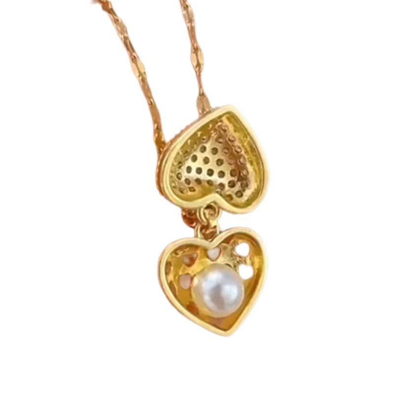 Elegant Pearls Heart Shaped Shells Necklace Pendant with Full Rhinestones Detail R3MC